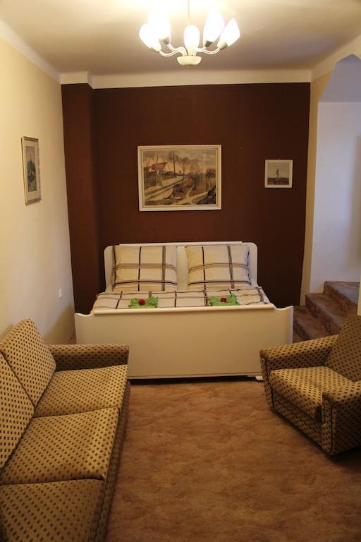 Hotel Corrado Ostrava Habitación foto